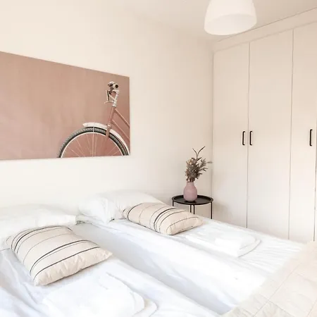 Apartment 2ndhomes Modern & Cozy 2br With Balcony Helsinki